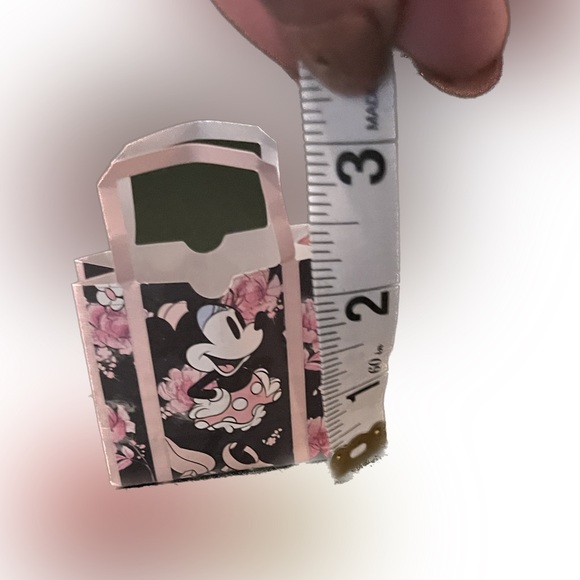 Mini Brands Mickey and Minnie Mouse Pieces - Picture 7 of 7